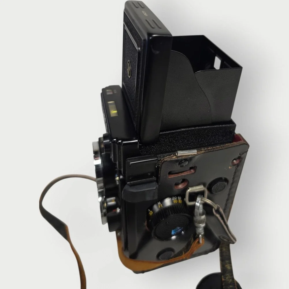 Yashica‎ Mat-124 G Vintage TLR 80mm Film Camera Black LEATHER CASE UNTESTED